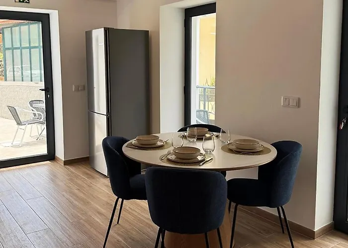 - A Casa Da Avo Дом отдыха Сан-Висенти