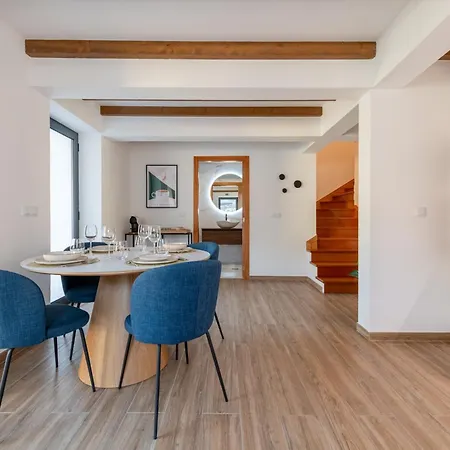 - A Casa Da Avo